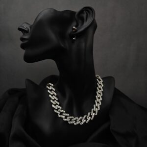 Gilded gridlock necklace