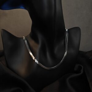 Phantom Loop necklace