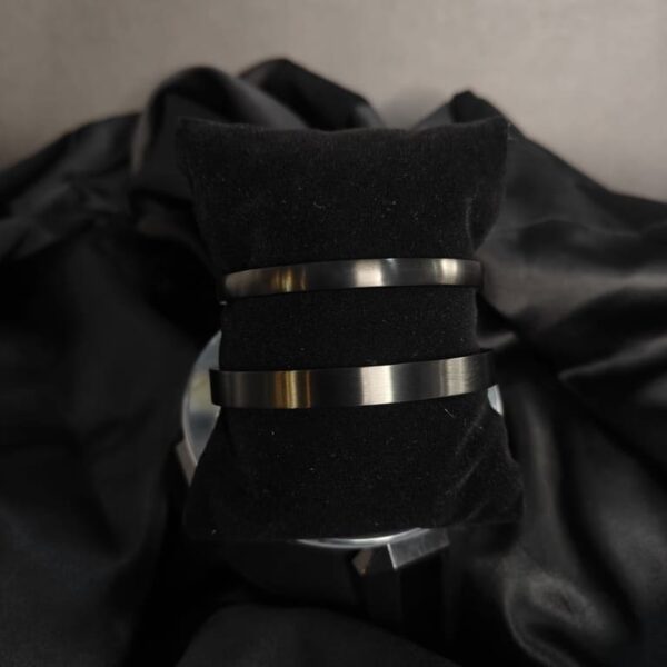 Locked Loop stainless steel couple set bracelet - Image 3