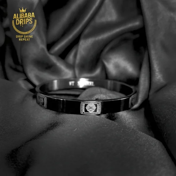 Royal Black Cuban